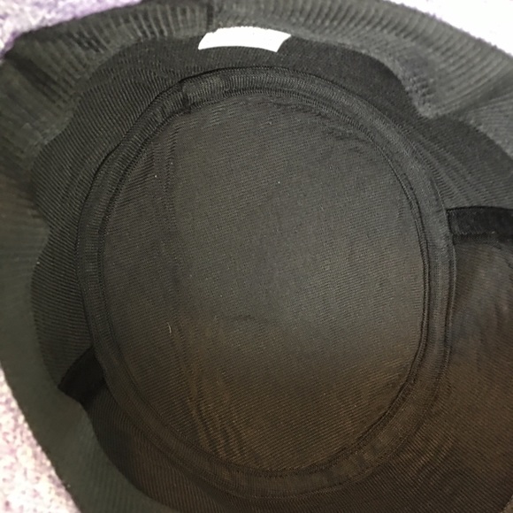 Ladies Lavender Hat - Picture 4 of 4